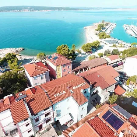Apartment In Mit Grill Crikvenica